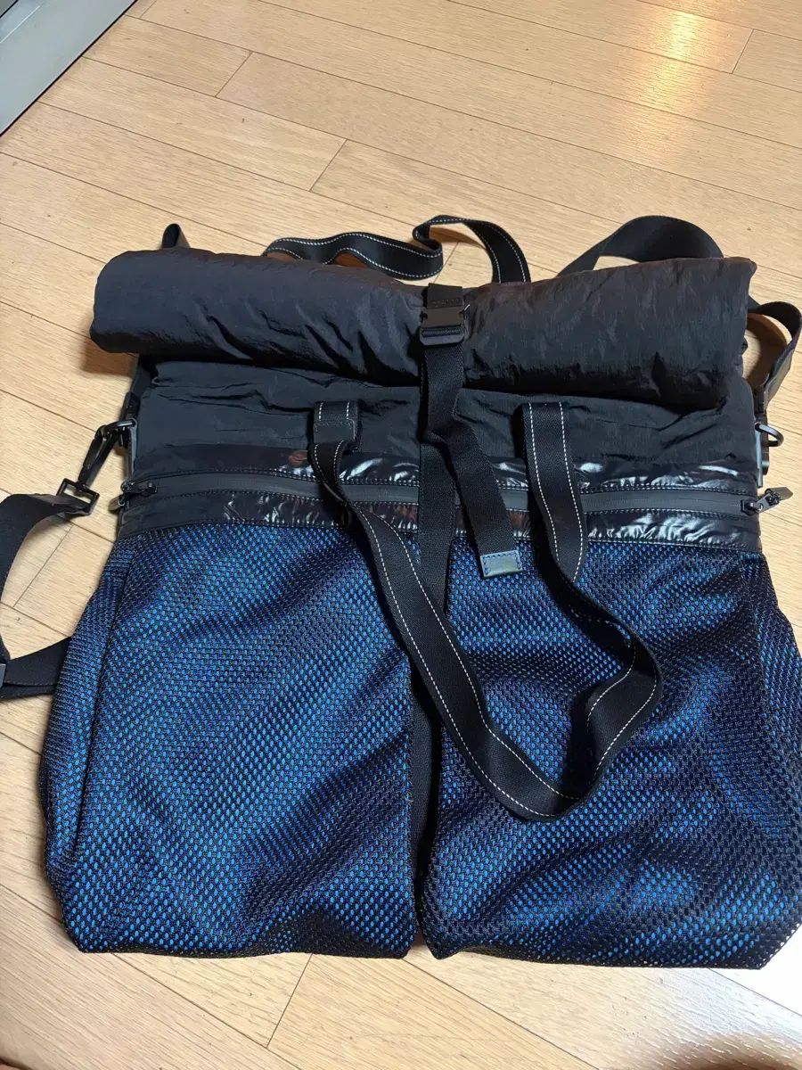 ボッテガ ヴェネタ ナイロン トートバッグ ヘルメットバッグ