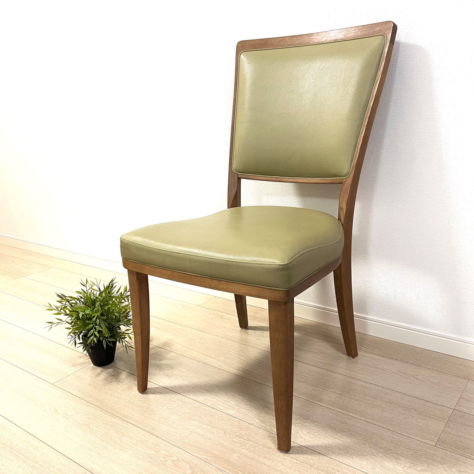 つ41【美品】カリモク チターノ Karimoku Chitano ダイニングチェア