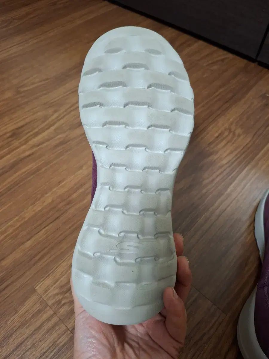 スケッチャーズ ブーツ