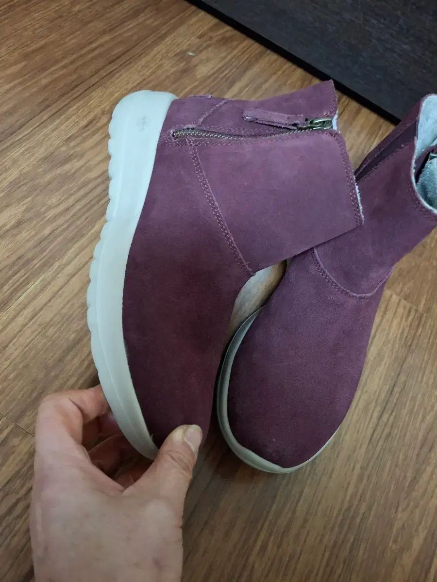 スケッチャーズ