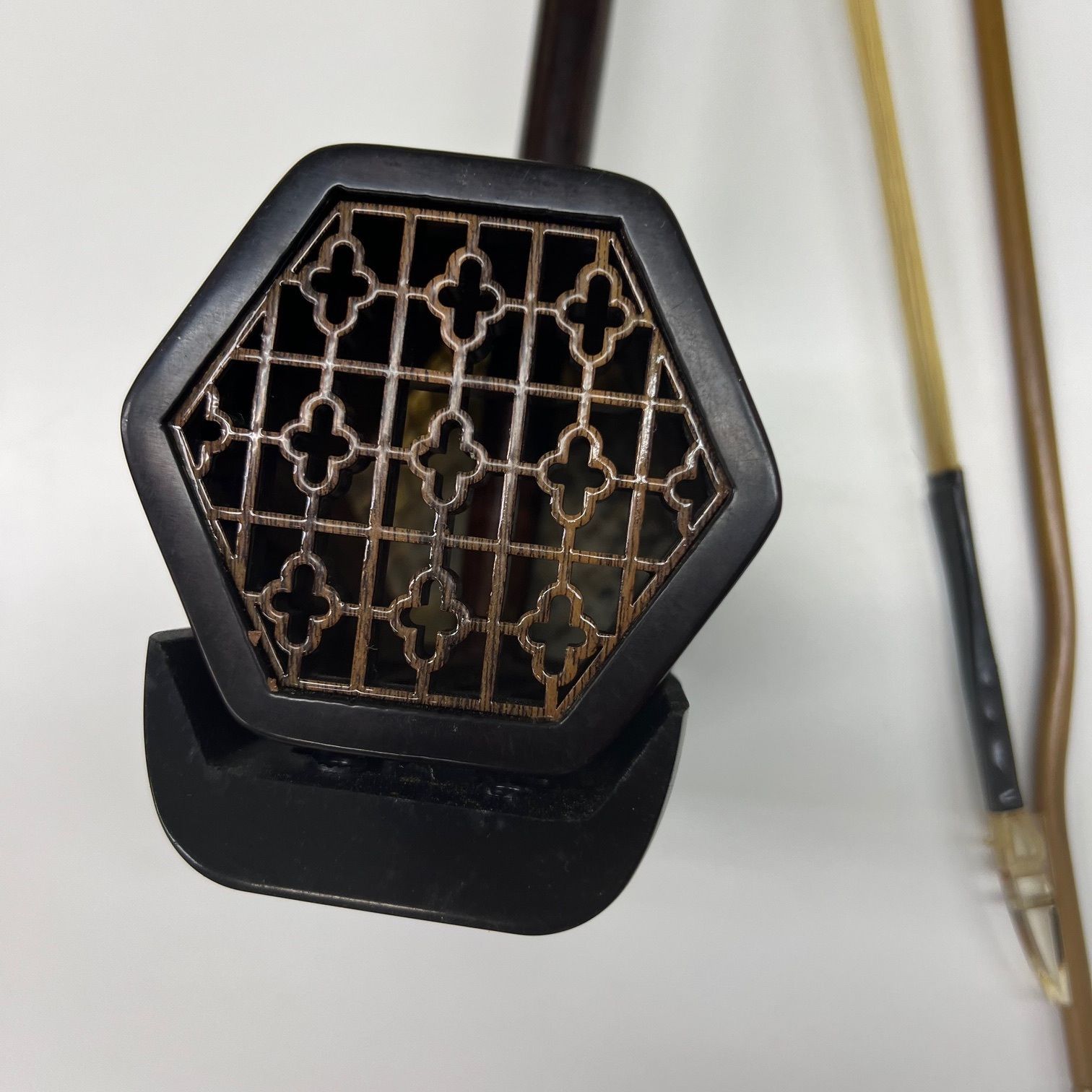 二胡（アルフー）敦煌牌（とんこうはい）上海民族楽器 - メルカリ