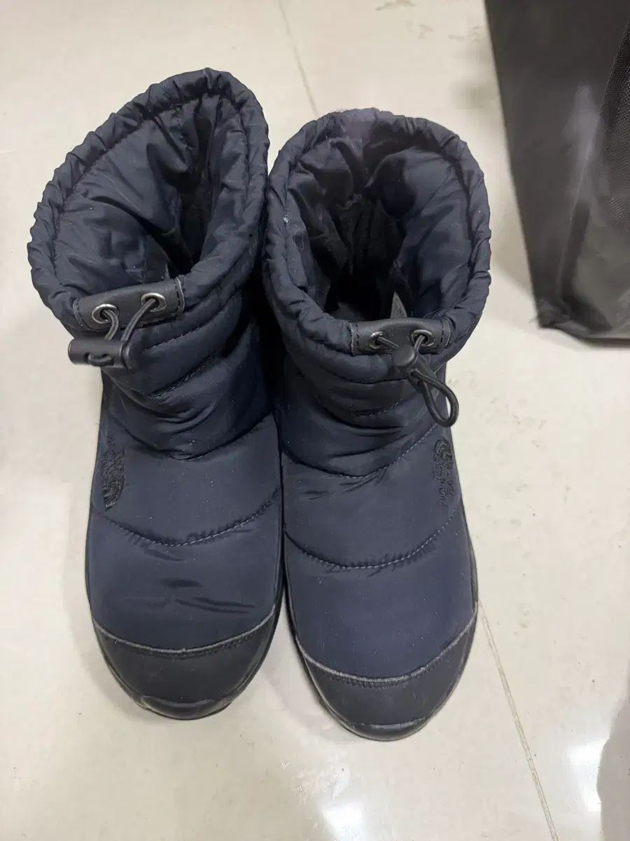 THE NORTH FACE ザノースフェイス ダウンブーツ 防寒用ブーツ 260