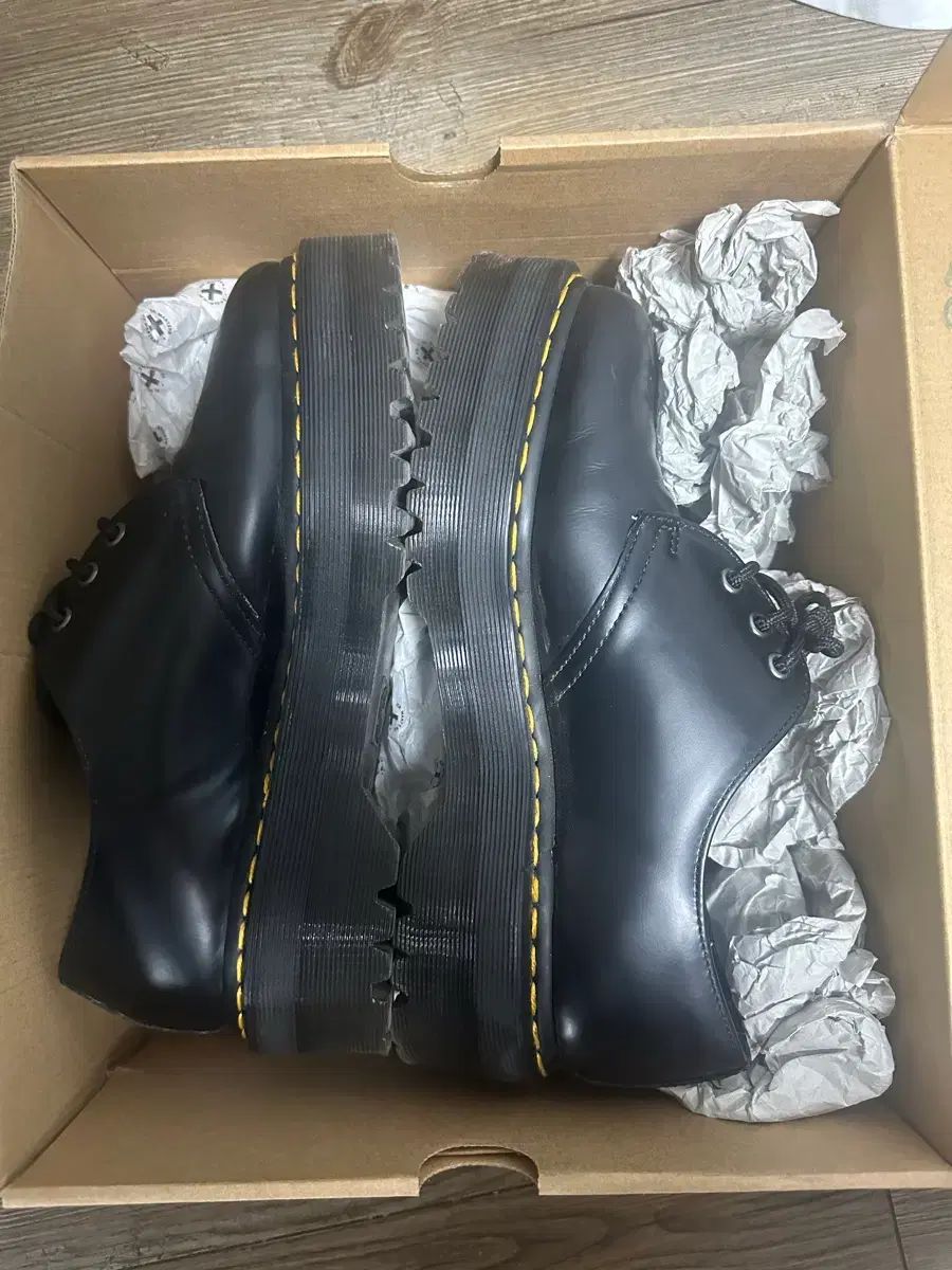 DR MARTENS 1461 クアッド 270