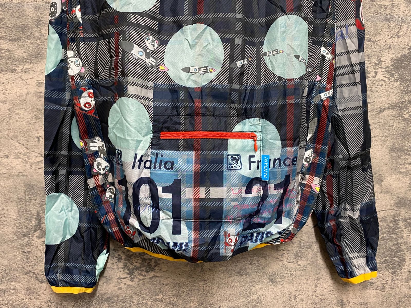 JR196 パンダーニ pandani 長袖ウィンドブレイカー 紺 M - メルカリ