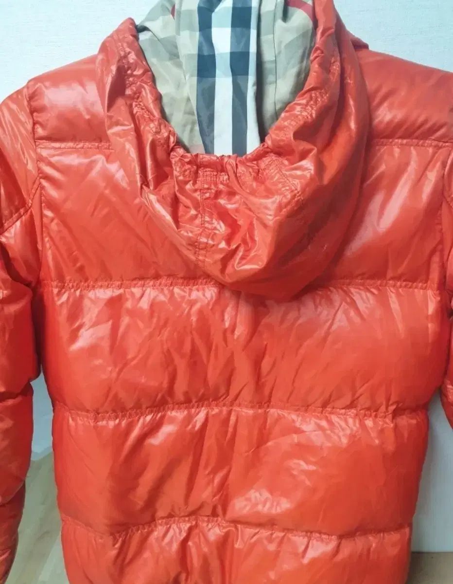 バーバリー キッズ オレンジ ダウン アウター