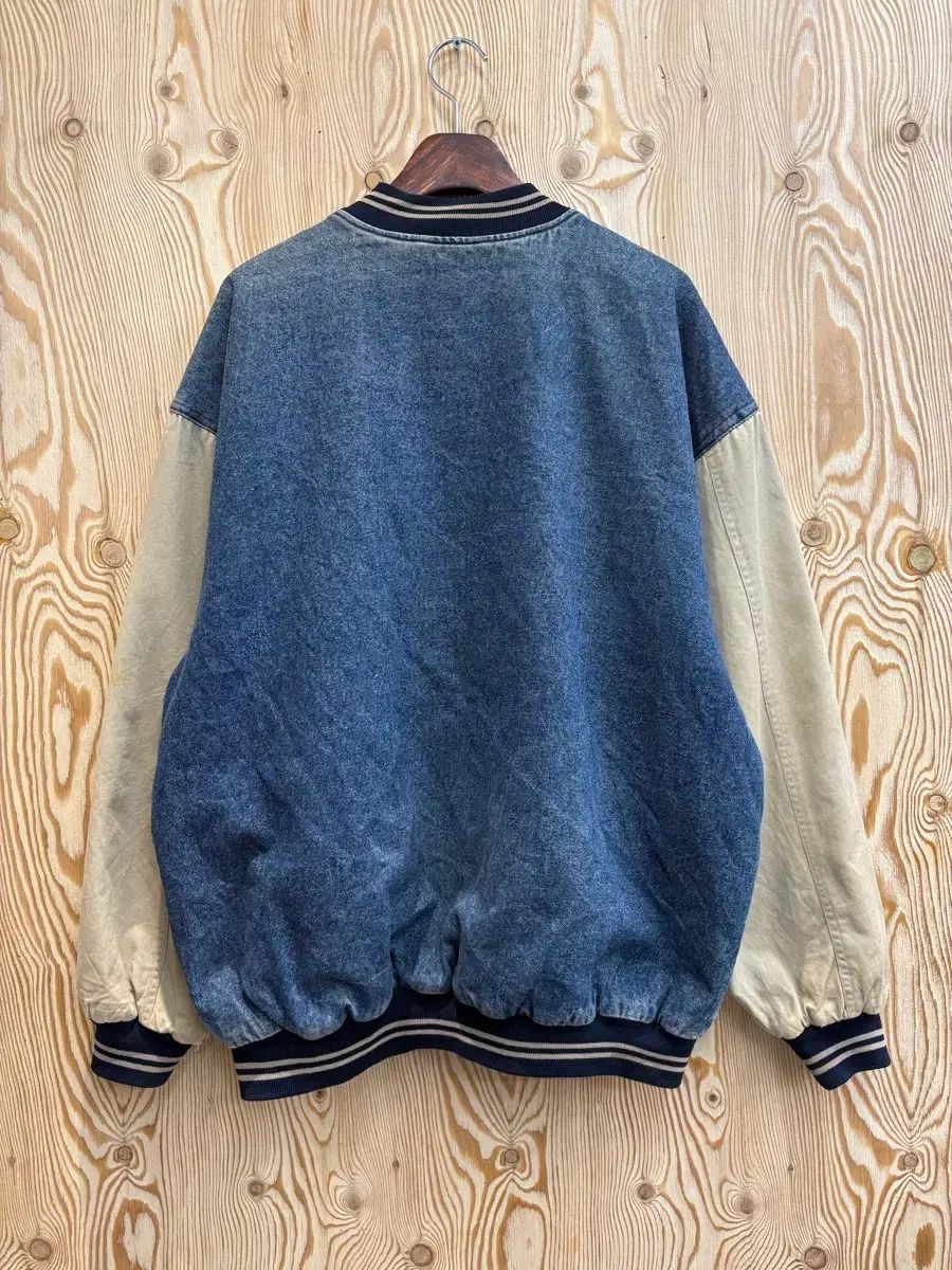 チャンピオン デニム スタジャン 2024 楽天市場】Champion