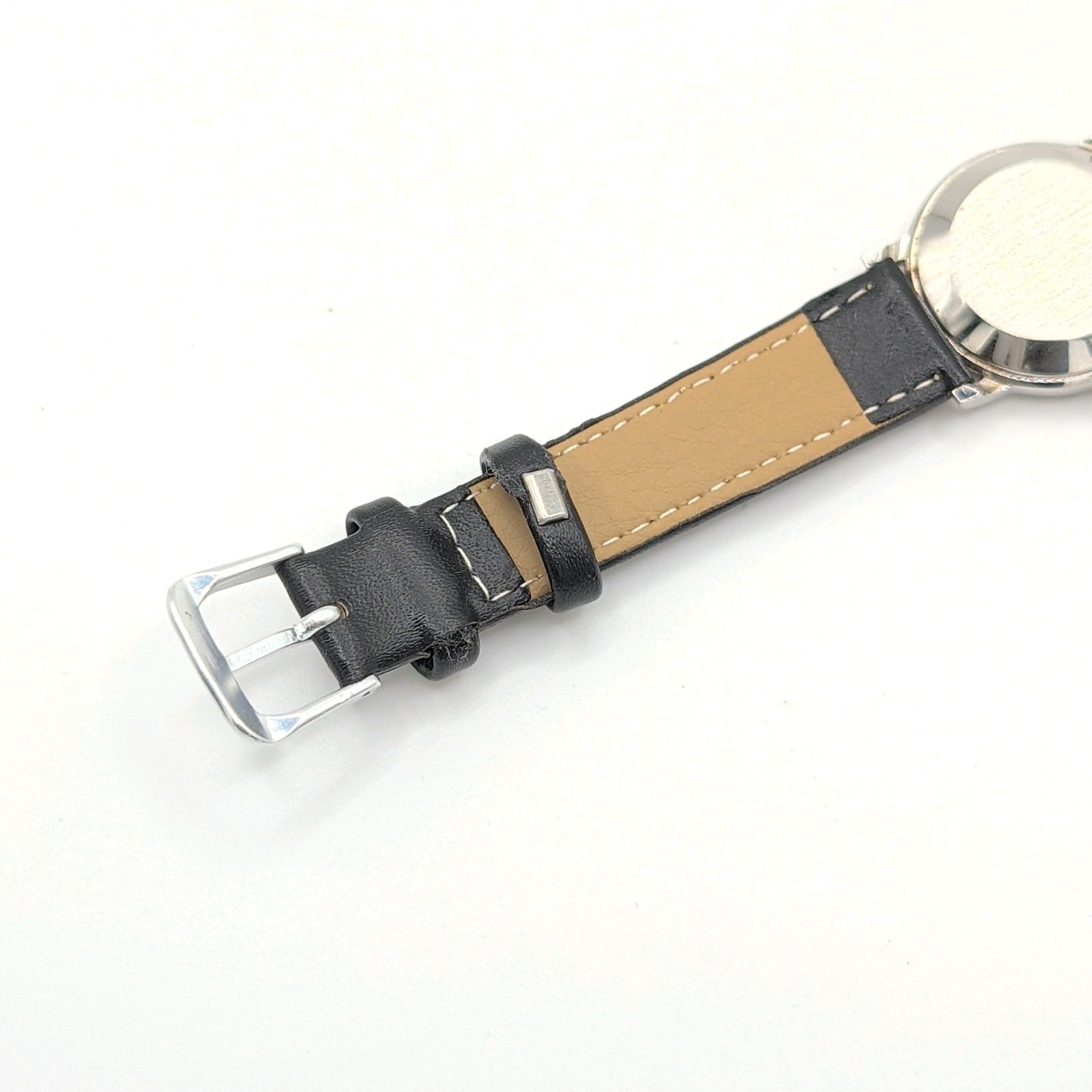 ゴールド文字盤