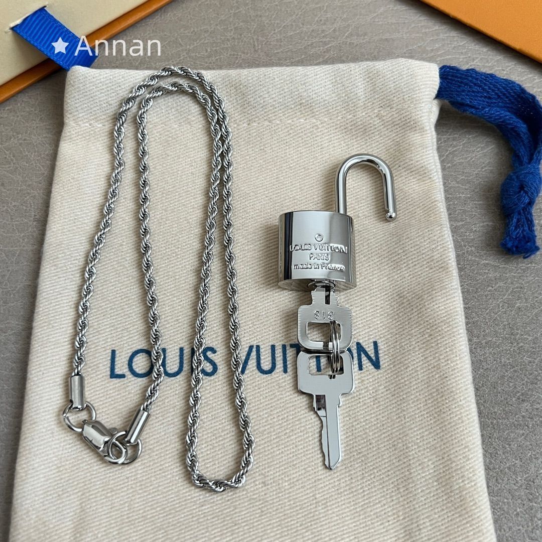 ✨極美品✨louis vuitton キーリング ネックレス【正規品】 送料込☆極美品 LOUIS VUITTON ルイヴィトン メンズ ネックレス - メルカリ