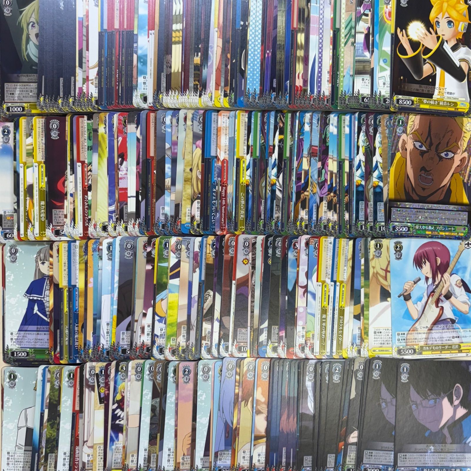 ヴァイスシュヴァルツ 大量　まとめ売り　20kg ヴァイスシュヴァルツ 大量まとめ売り 1箱 約11,000枚 - メルカリ