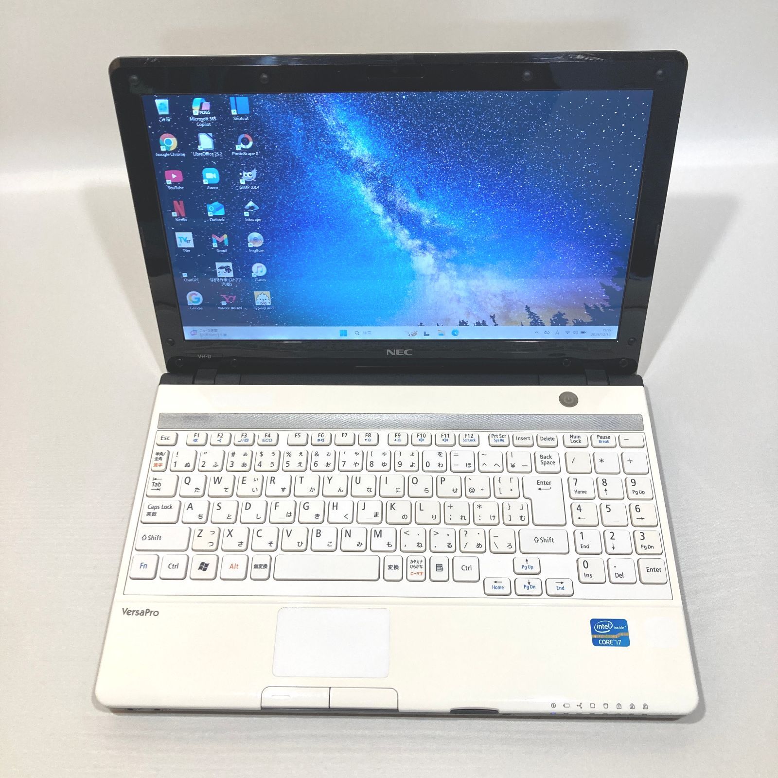 初心者向け✨超速i7・カメラ付き・DVD◇白◇すぐ使えるノートパソコン