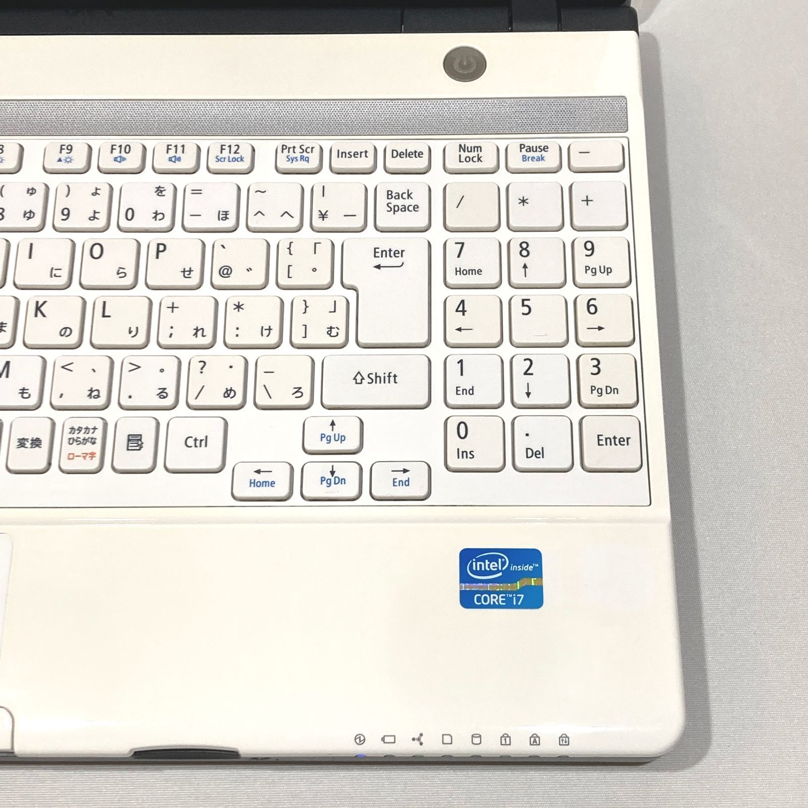 初心者向け✨超速i7・カメラ付き・DVD◇白◇すぐ使えるノートパソコン