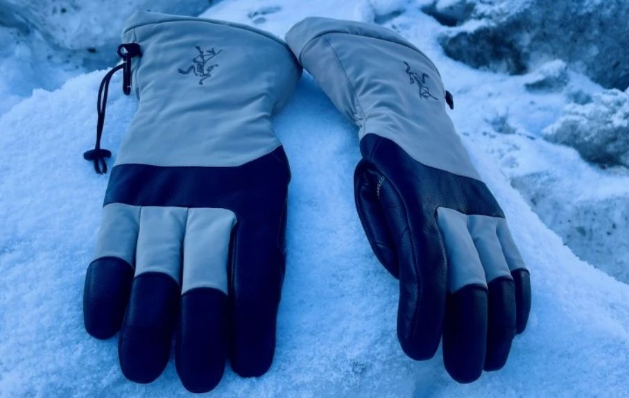 新品 タグ付き】アークテリクス フィション SV グローブ ゴアテックス