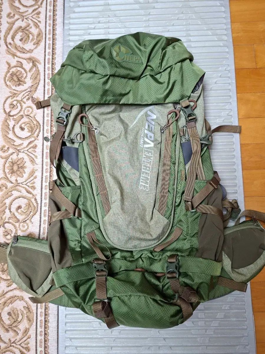 NEPA エクストリーム 登山 リュック 55 5L グリーン