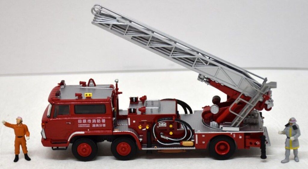 トミーテック TOMICA LIMITED VINTAGE NEO 日野TC343型 はしご付消防車