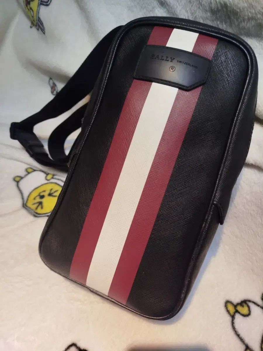 バリー タニス スリングバック ヒップバッグ