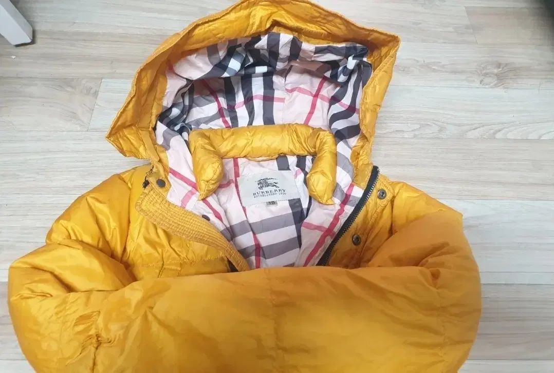  バーバリー キッズ ダウン アウター その他 ジャケット ブルゾン