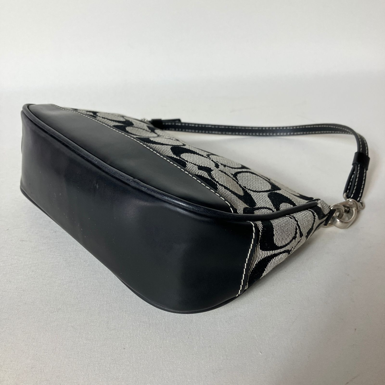 2511-270｜美品｜コーチ シグネチャー アクセサリーポーチ ブラック