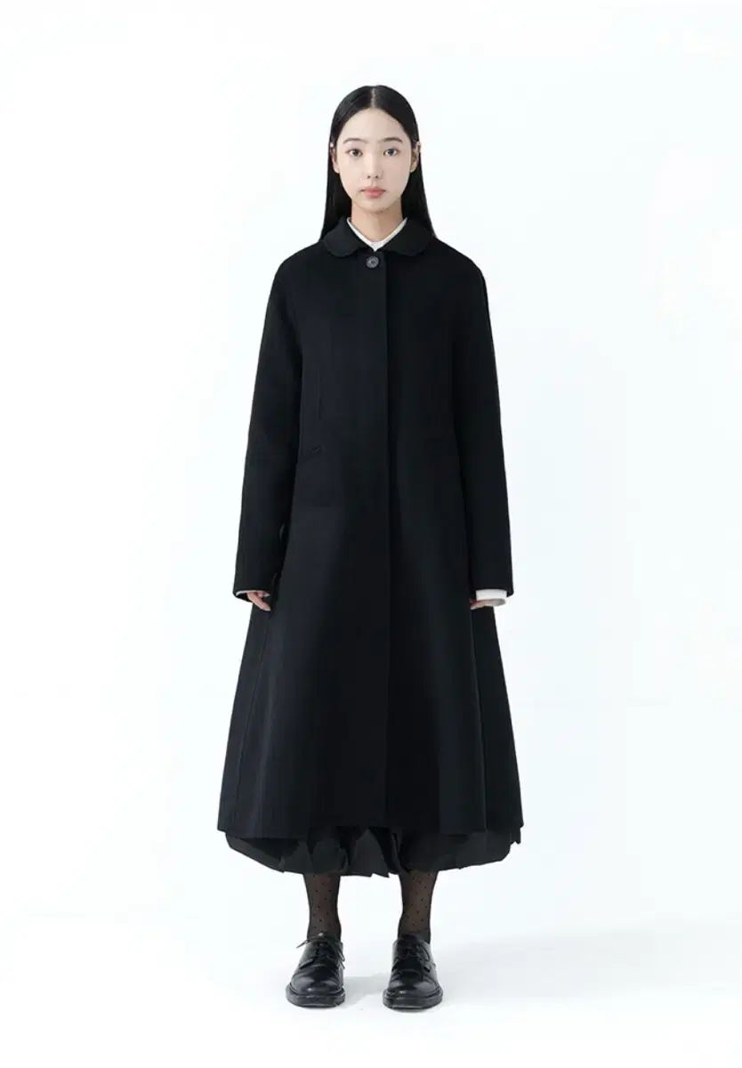 ユノイア ラウンド カラー ロングコート ブラック