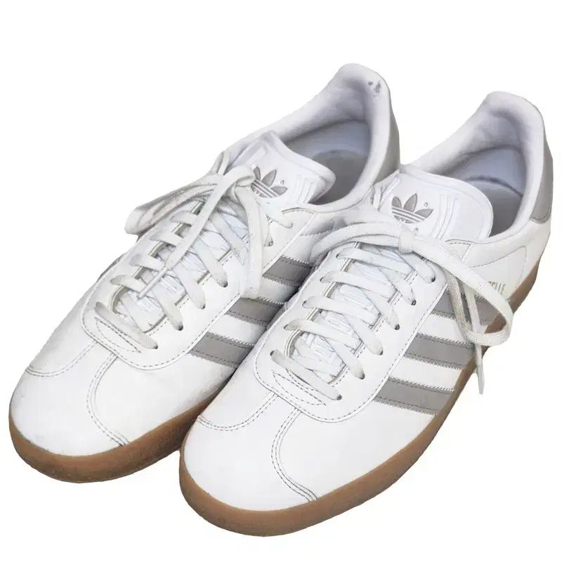 ADIDAS ガゼル 白 グレー 260