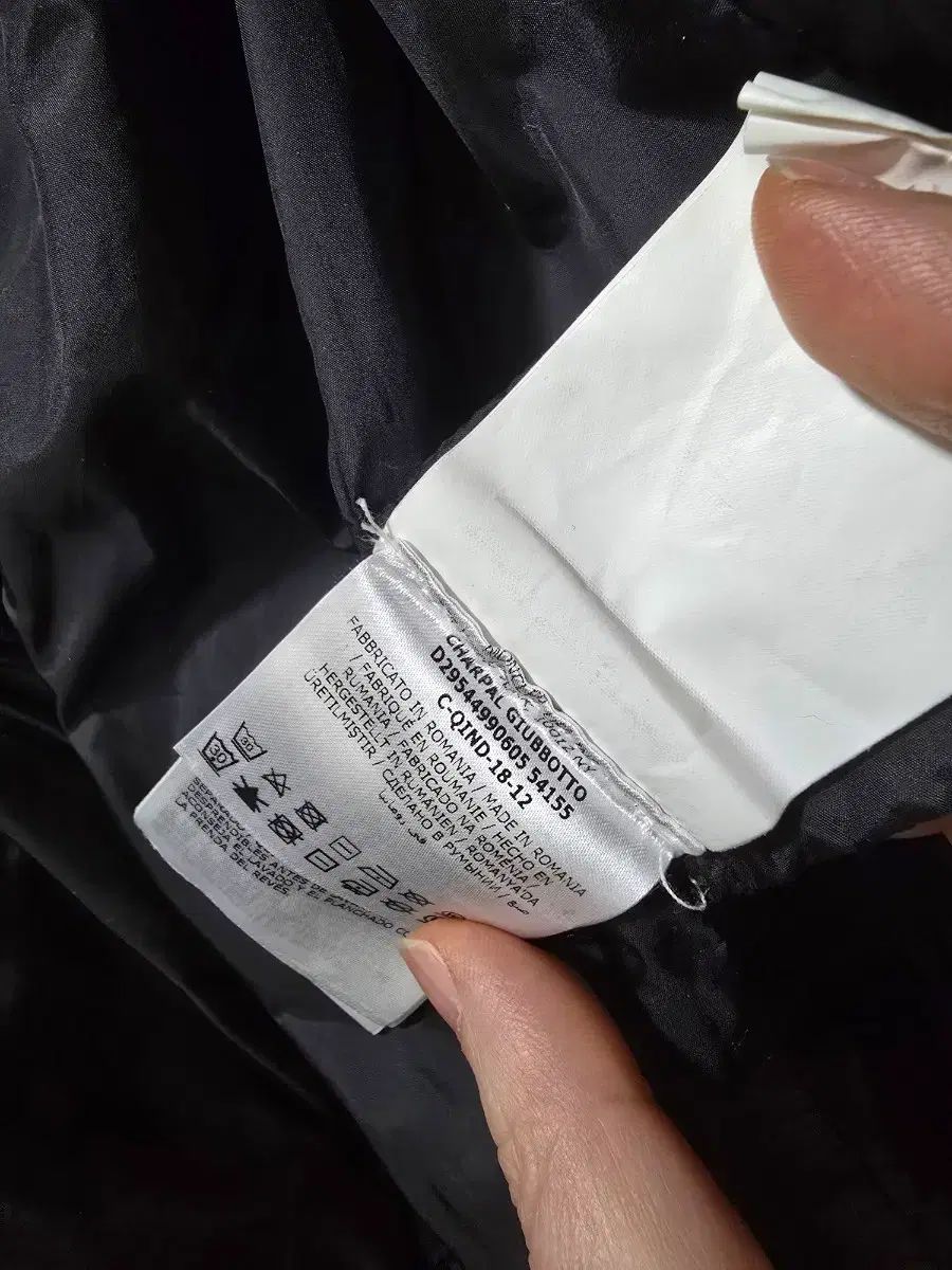  MONCLER モンクレール キッズ シャ チュール ルパル Charpal ロング丈 ダウンジャケット ブラック その他 ジャケット ブルゾン