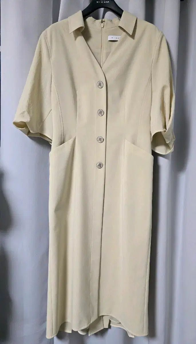 ミシャ ベージュ ロング丈ワンピース