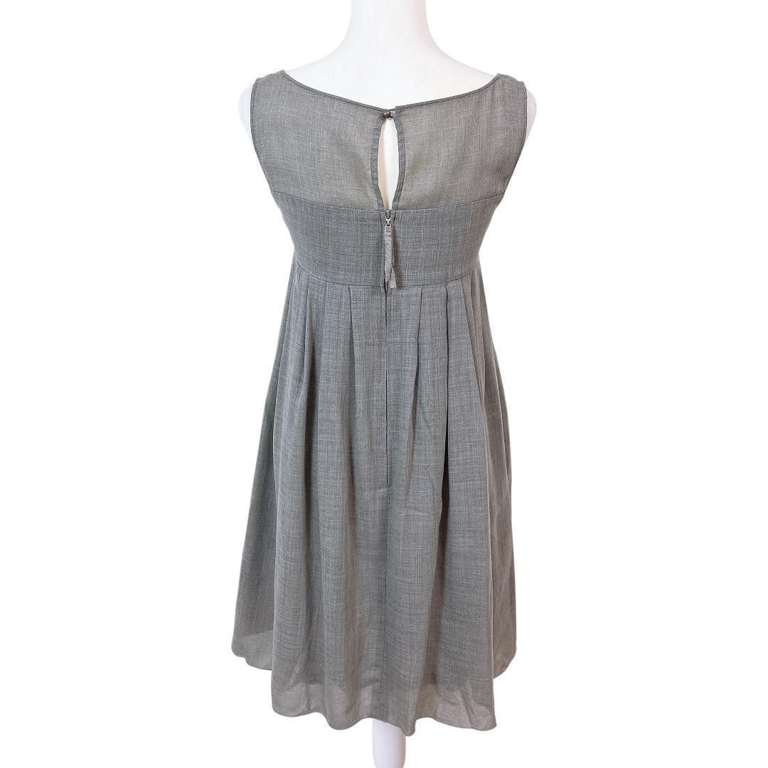 美品★ フォクシー　ワンピース　ノースリーブ　グレー　38 紙タグあり 中古・古着通販】FOXEY (フォクシー) CHYPREノースリーブワンピース