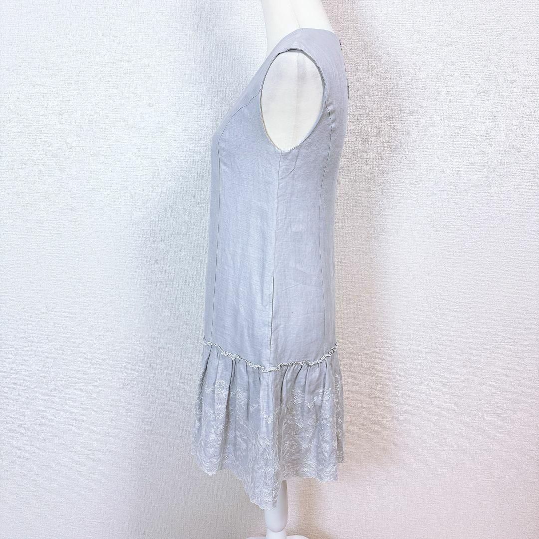 美品】FOXEY 裾刺繍 ノースリーブリネンワンピース 38 ライトグレー