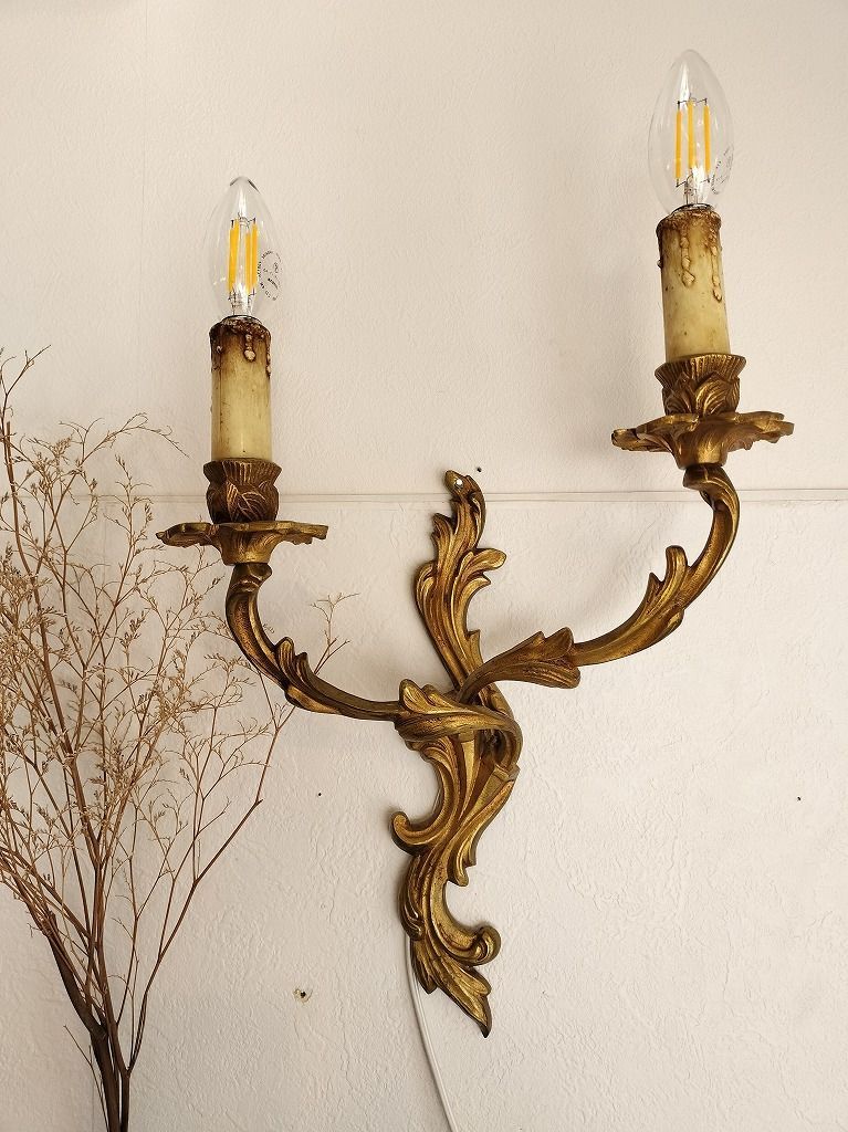 【美品】フランスアンティーク クリスタルドロップ 2灯ブラケット[3026] フランス アンティーク 壁かけ ランプ ブロンズ 2灯ブラケット - メルカリ