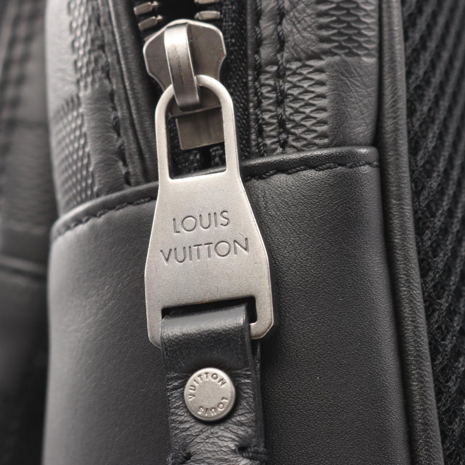 ルイ・ヴィトン LOUIS VUITTON リュックサック バックパック ミカエル