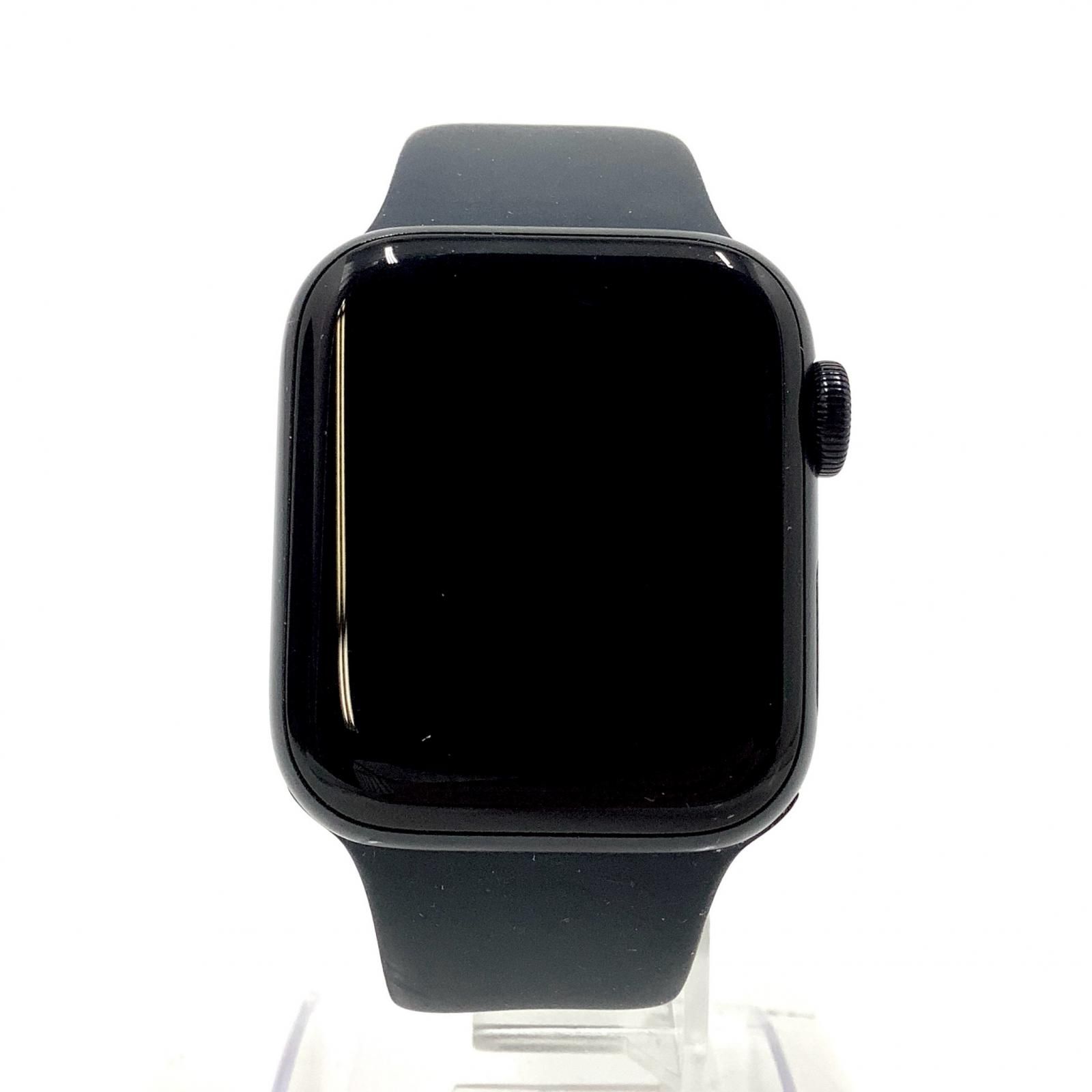 Apple Watch SE 第2世代 アルミニウム 40 mm GPS 81%