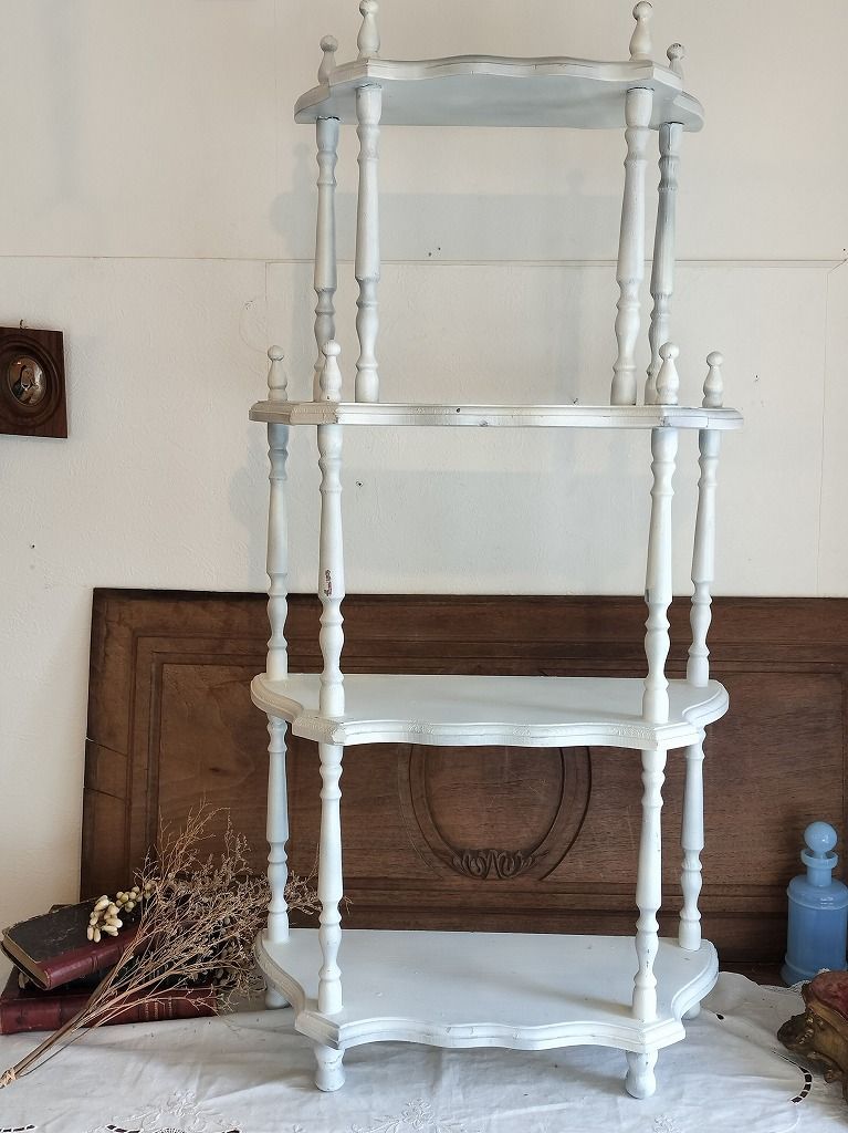 フランス アンティーク 装飾付き 白いペイント ディスプレイ 木製 大 シェルフ 4段