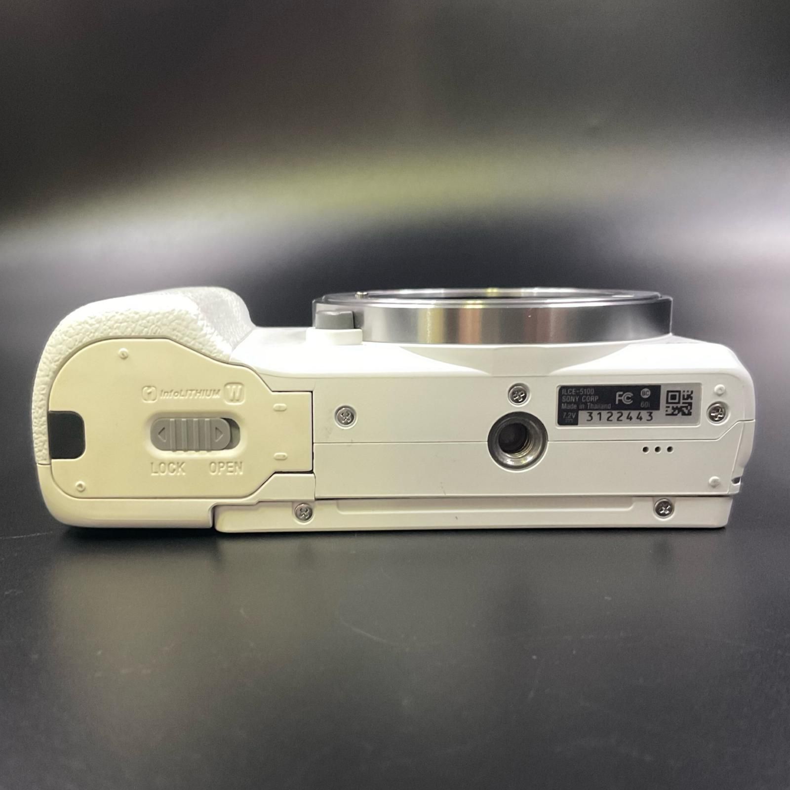 SONY α5100 ボディ ホワイト シャッター数988回 ILCE-5100 SONY α5100 ボディ ホワイト シャッター数988回 ILCE-5100
