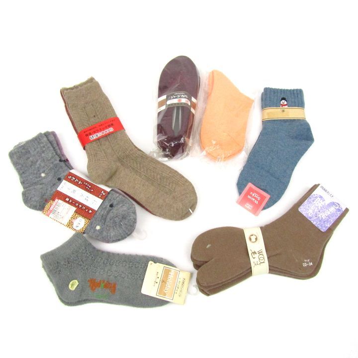  靴下 42点セット レッグウォーマー ソックス まとめて 大量 外装ダメージ有 レディース その他 小物