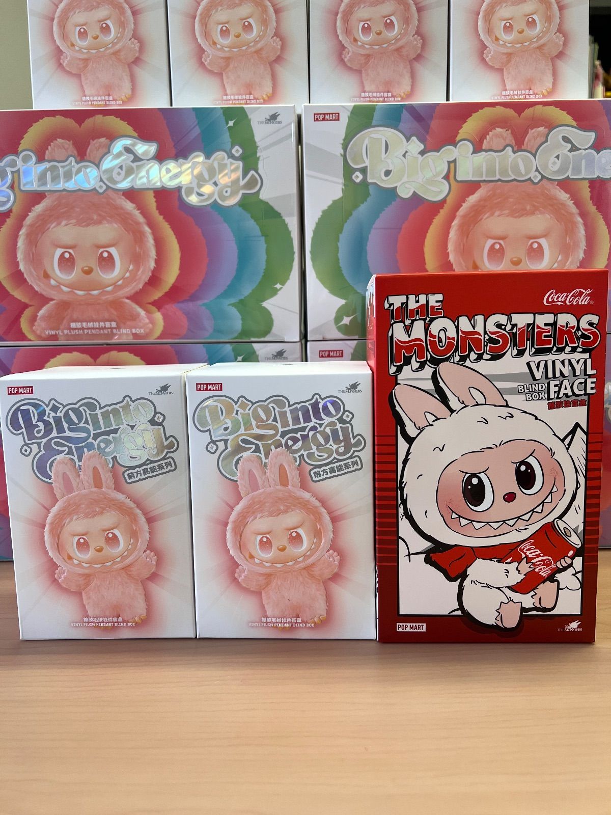 ⭐️【正規品・新品未開封】ラブブ エナジー Big into Energy 2ピース