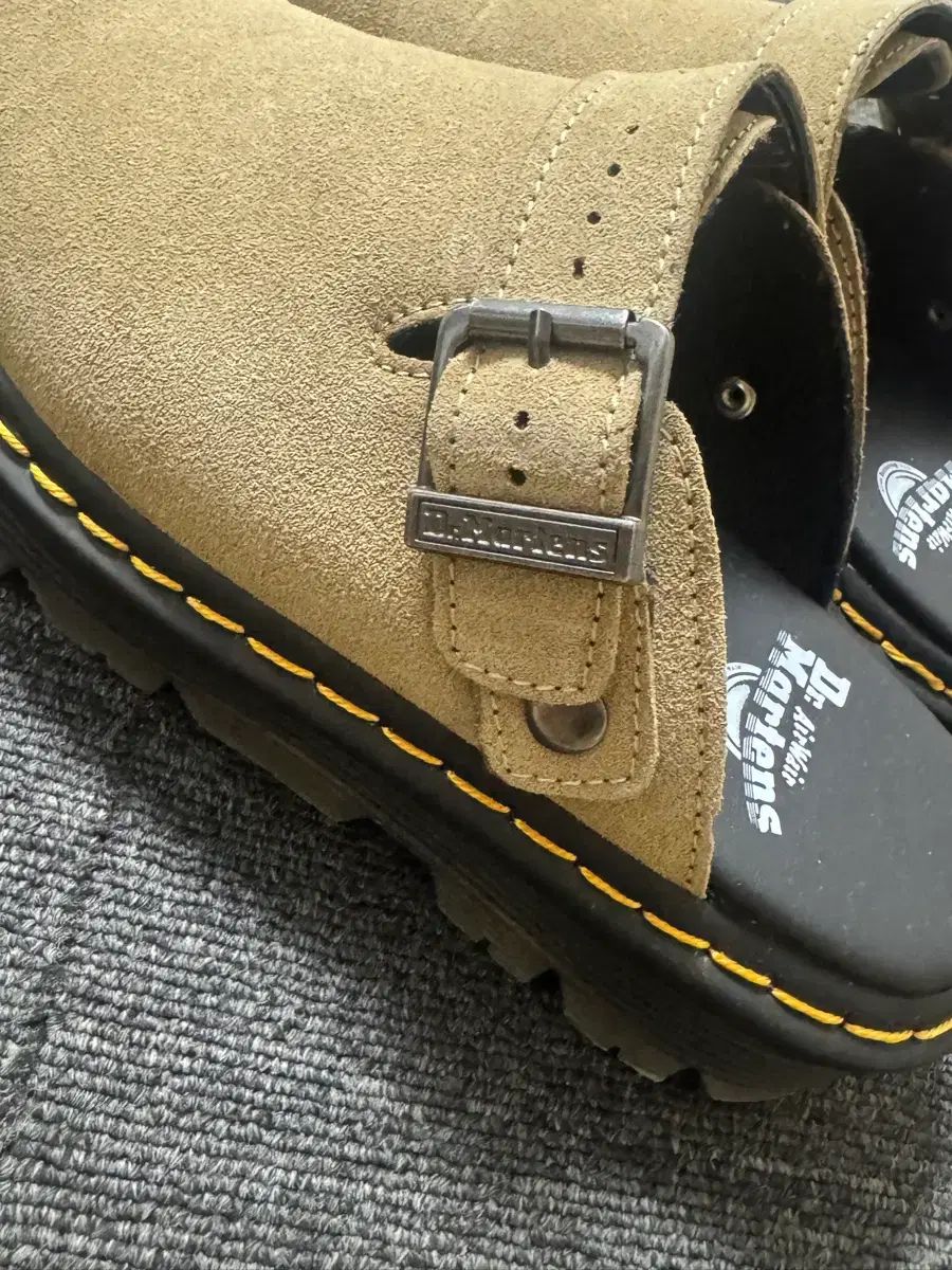 DR. MARTENS ドクターマーチン ゼブジャック スウェード ミュール 240 245 サンダル ほぼ です