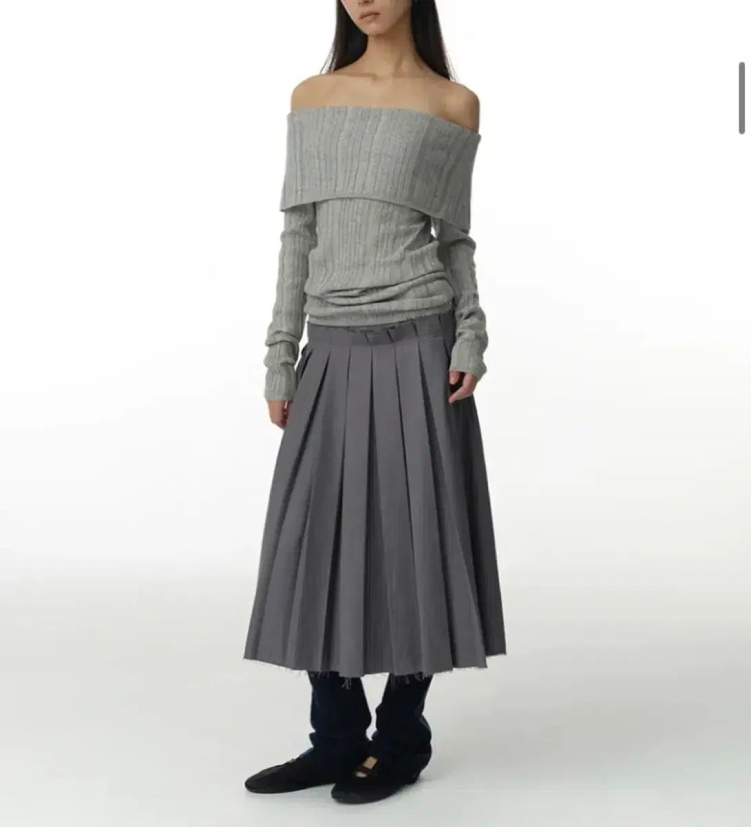 MILLO ARCHIVE ウィメンズ バックル プリーツ スカート グレー