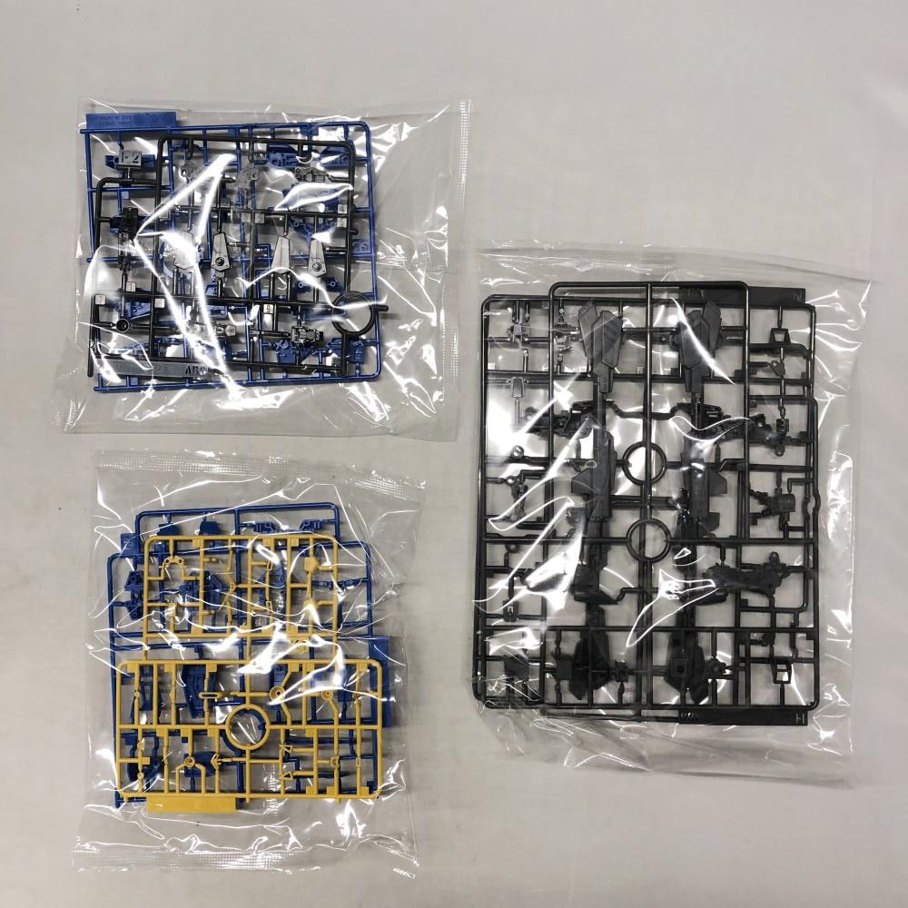 ｶﾞﾝﾀﾞﾑ バンダイ 1 100 MG F 90 IIIY クラスターガンダム 機動戦士ガンダムF 15