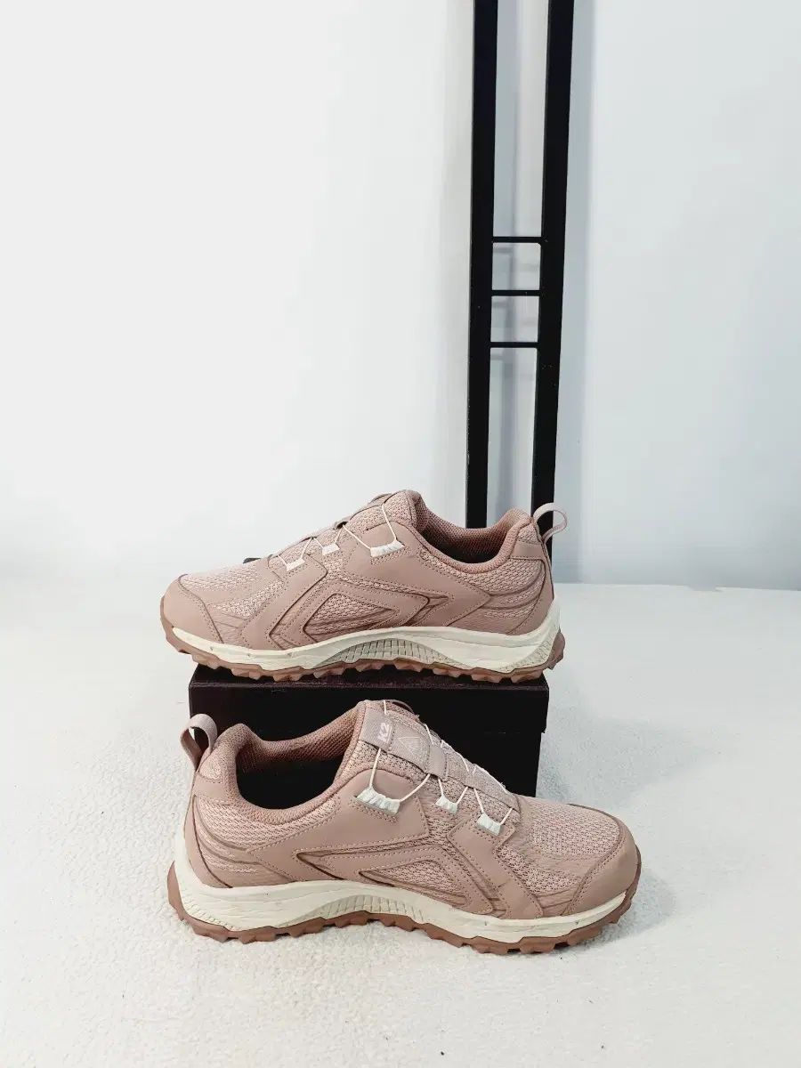 K 2 ゴアテックス 登山靴 BoA トレッキングシューズ 240