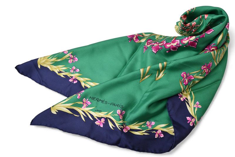 エルメス スカーフ HERMES カレ90 シルクツイル 花咲く馬 H.d'Origny