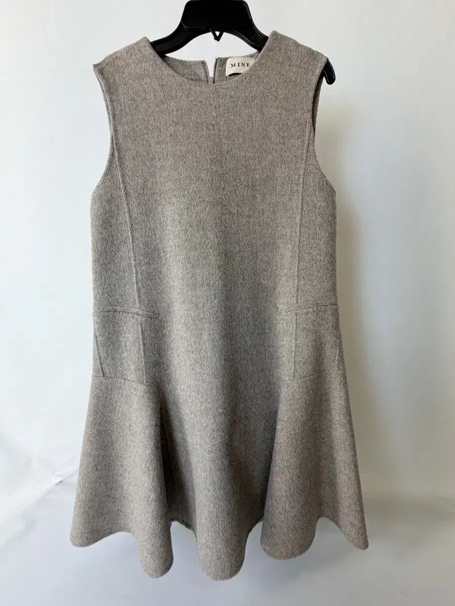 マイン モカシミア ベスト ワンピース