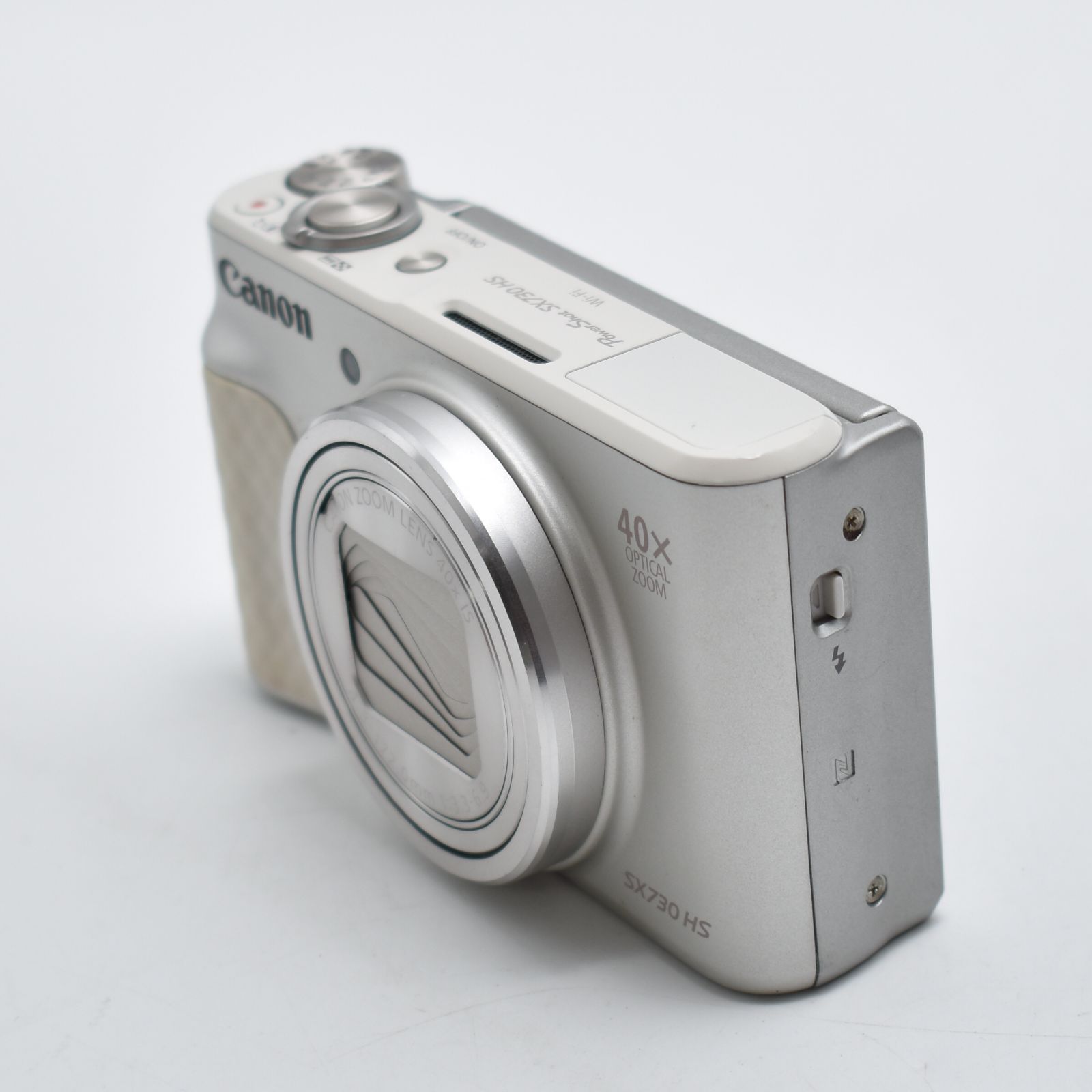 B#10631 Canon コンパクトデジタルカメラ PowerShot SX730 HS シルバー