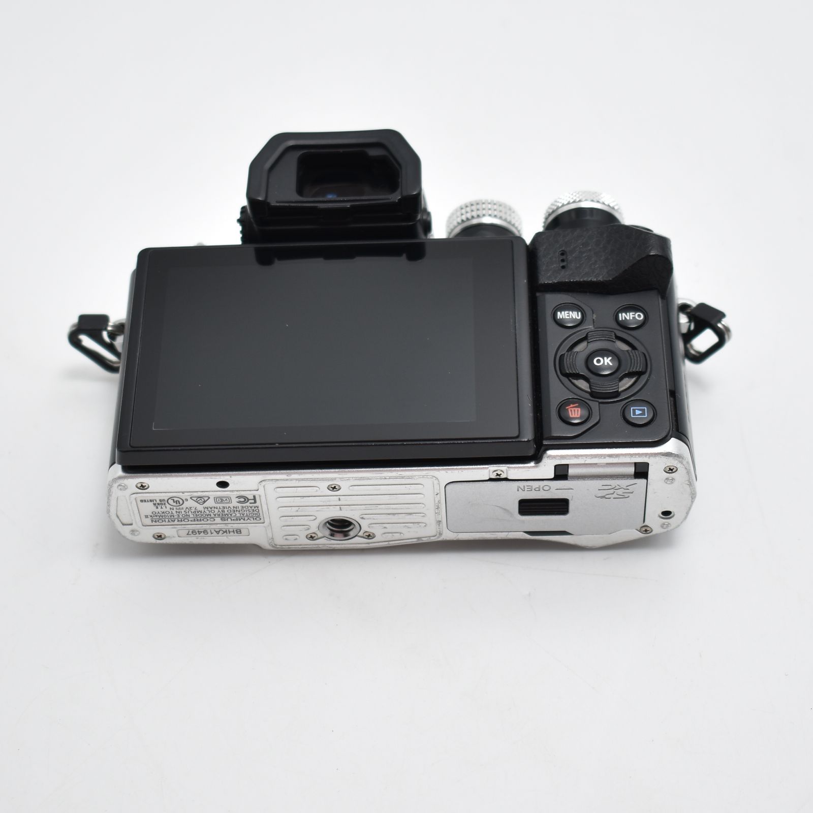  B 10627 OLYMPUS ミラーレス一眼 OM D E M 10 MarkII EZダブルズームキット シルバー ミラーレス一眼 デジタルカメラ