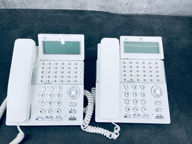 30ボタン 電話機 2点セット SAXA サクサ TD 820 ホワイト ビジネスフォン オフィス ジム 515317