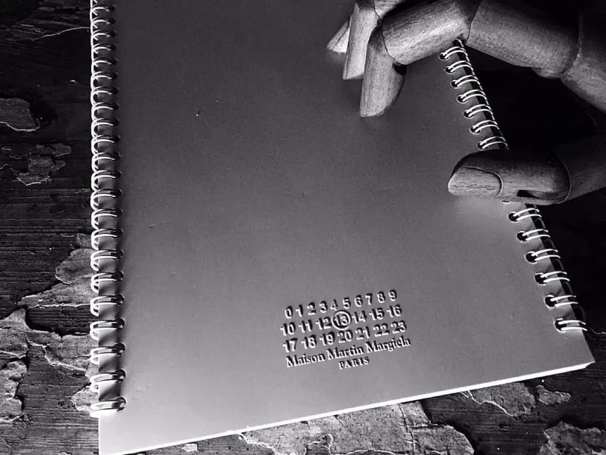 メゾンマルジェラ ナンバリング スプリング ノート