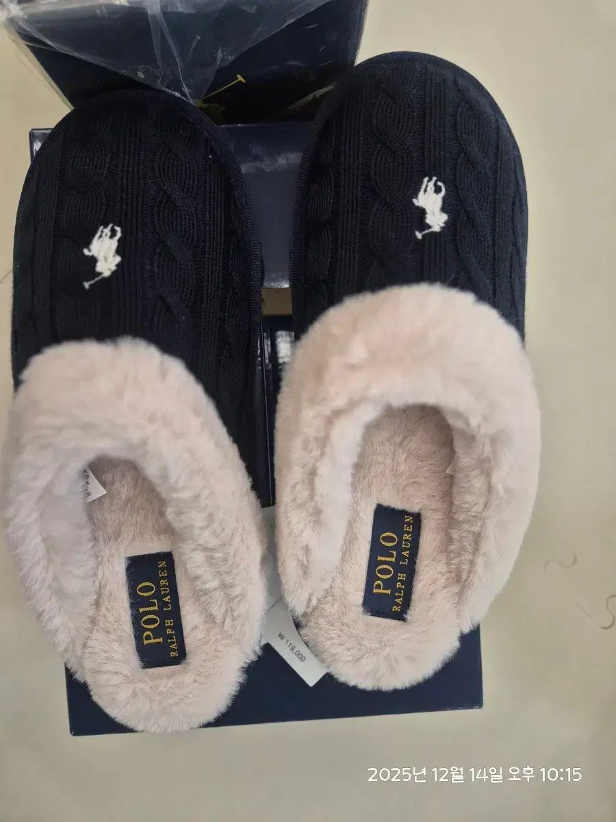 ポロラルフローレン ケイリーニットファー スリッパ ネイビー グレー