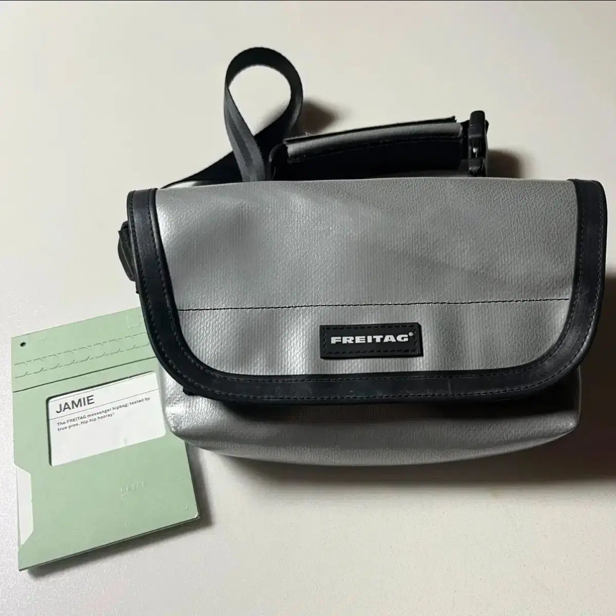 FREITAG ジェイ(JAY・ジョンソン) シルバー メッセンジャーバッグ 