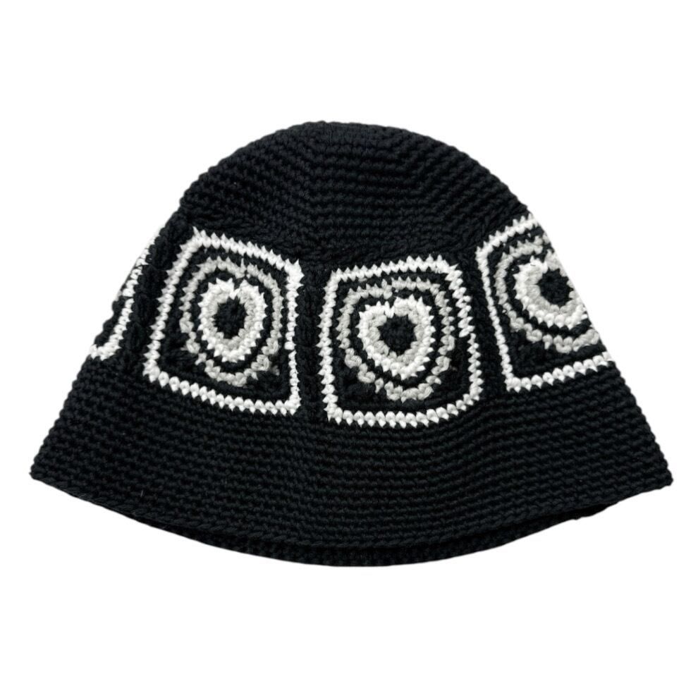 BASICKS Heart Crochet Bucket Hat