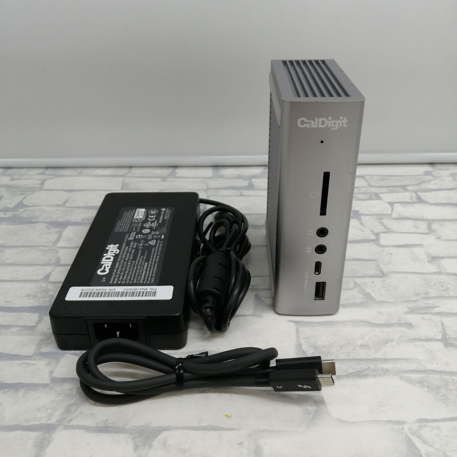 動作品】caldigit ドッキングステーション TS3 plus - メルカリ