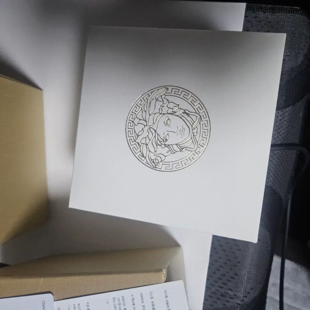  ヴェルサーチェ ゴールド ブラック レディース 時計 金属ベルト 時計