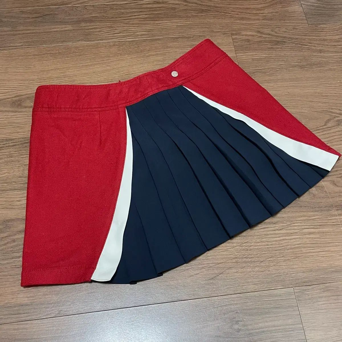 マスターバニーエディション プリーツ ゴルフウェア スカート